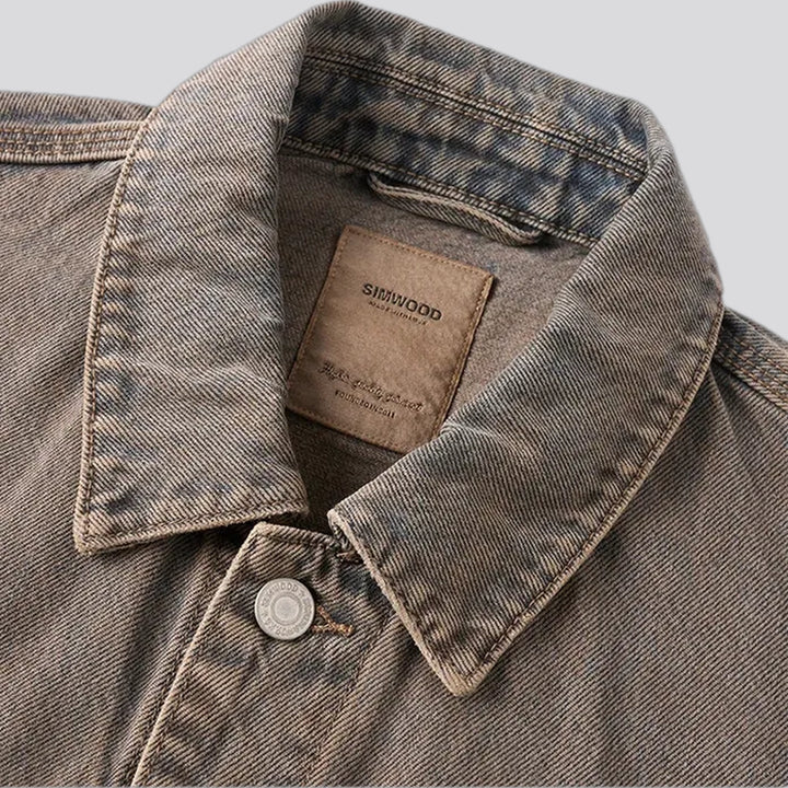 Retro style men's jean trucker jacket